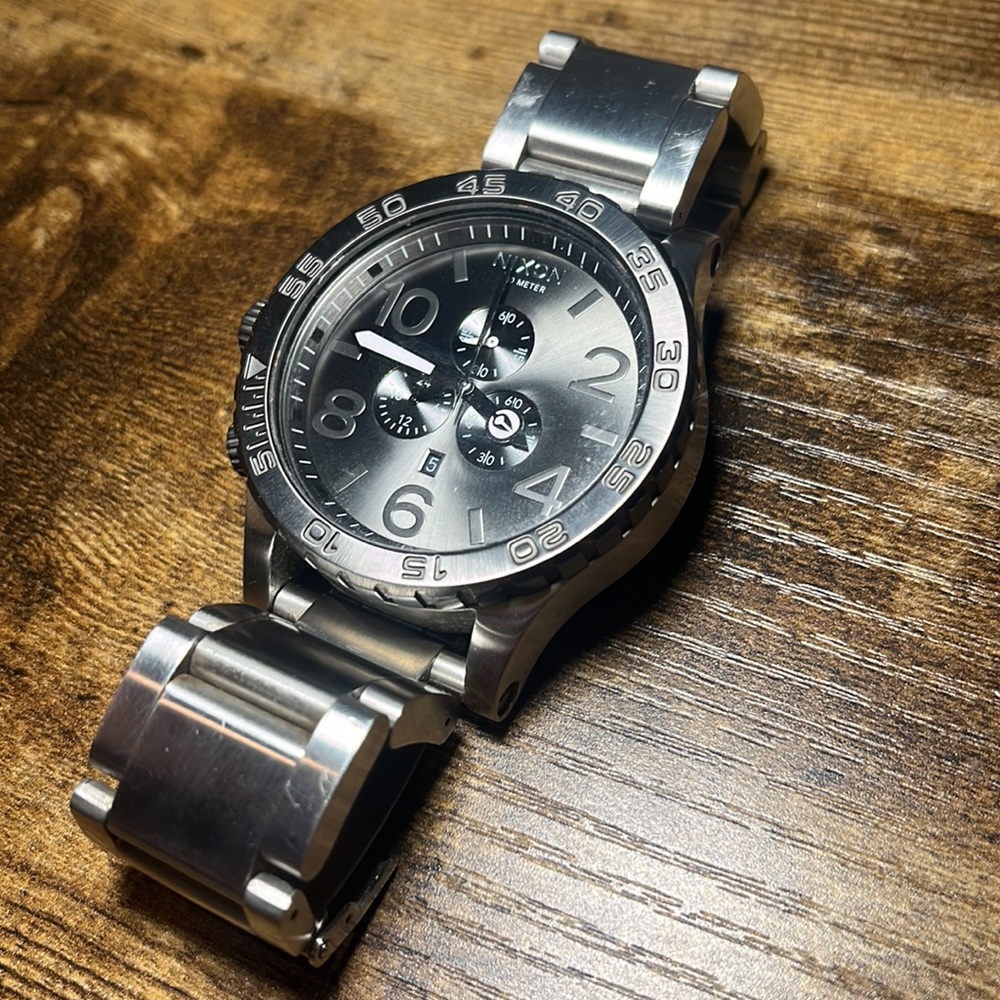 Nixon watch